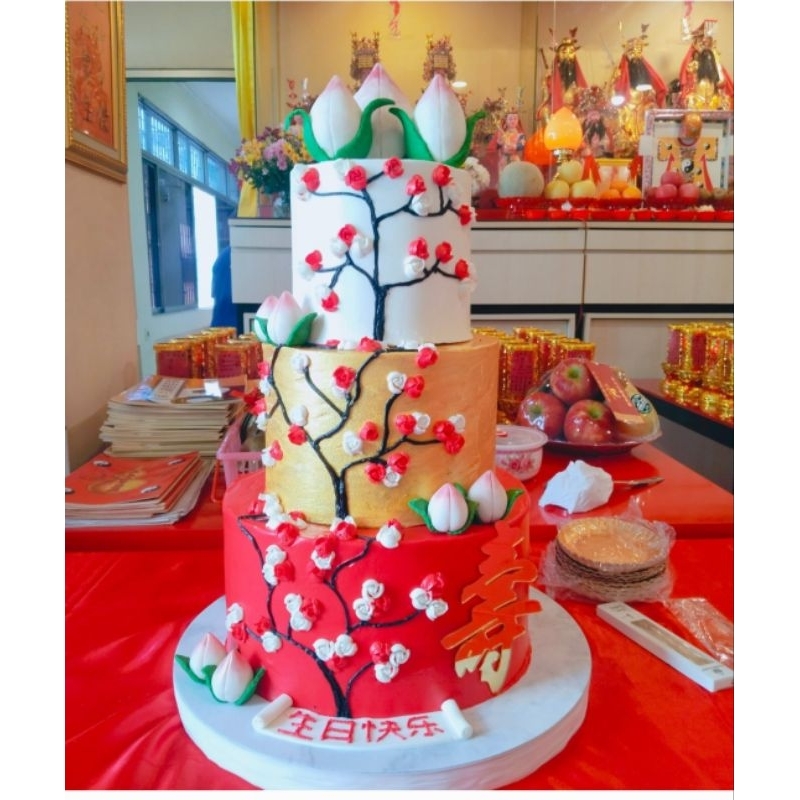 

Cake 3 tier Longevity Birthday Cake / Cake Ulang tahun 3 tingkat/ Kue Ultah Enak