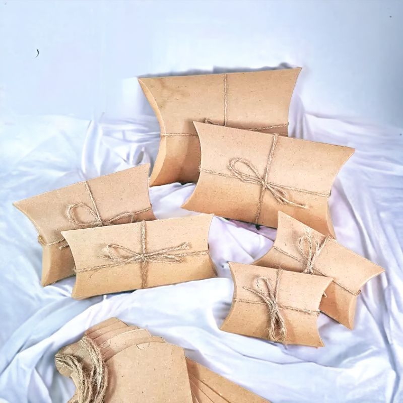 

PILLOW BOX/ GIFT KEMASAN /BUNGKUS SOUVENIR/ BOX PACKAGING