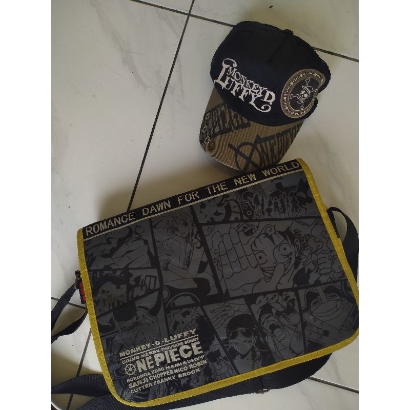 Take All (One Piece Tas & Topi Official) Sling Bag & Cap Trucker Second