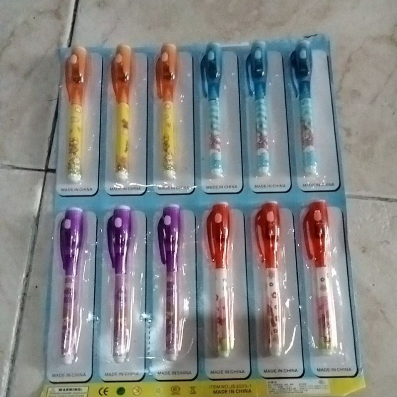 

mainan pulpen contek