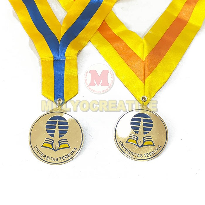 Medali Wisuda Universitas Terbuka Medali UT Medali Kelulusan
