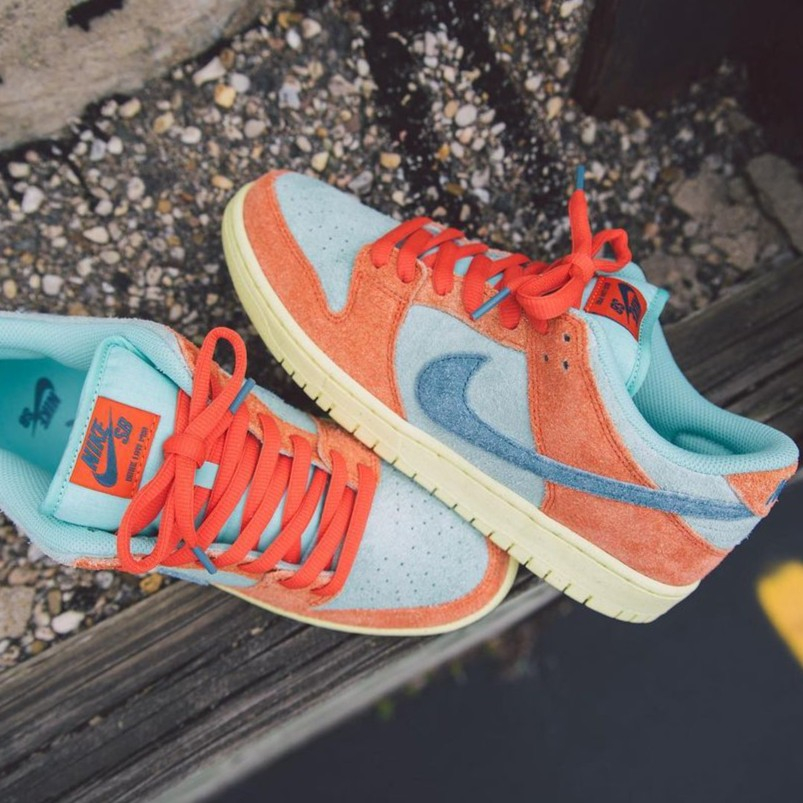 SB DUNK LOW ORANGE EMERALD RISE DV5429-800