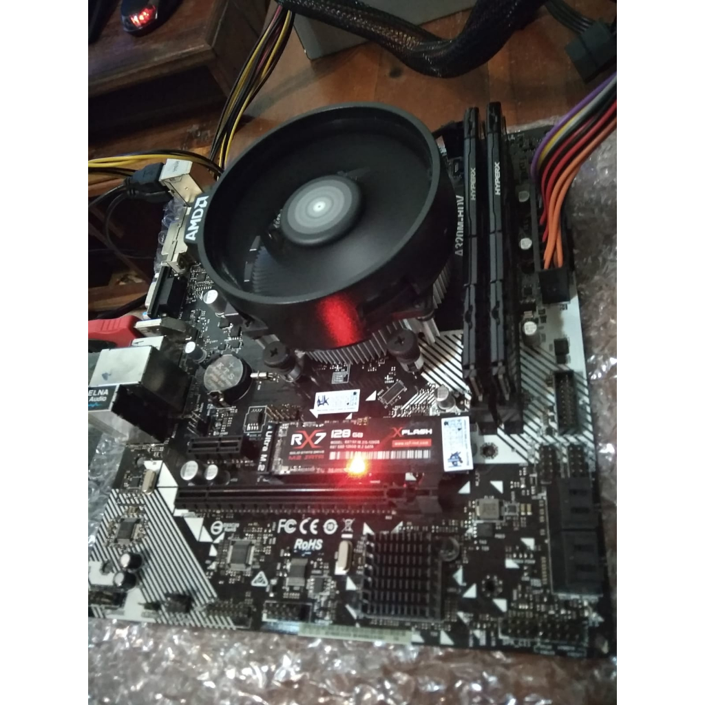 Ryzen 3 3200g +  A320M  + ram 16gb kit + M.2 128gb/256gb