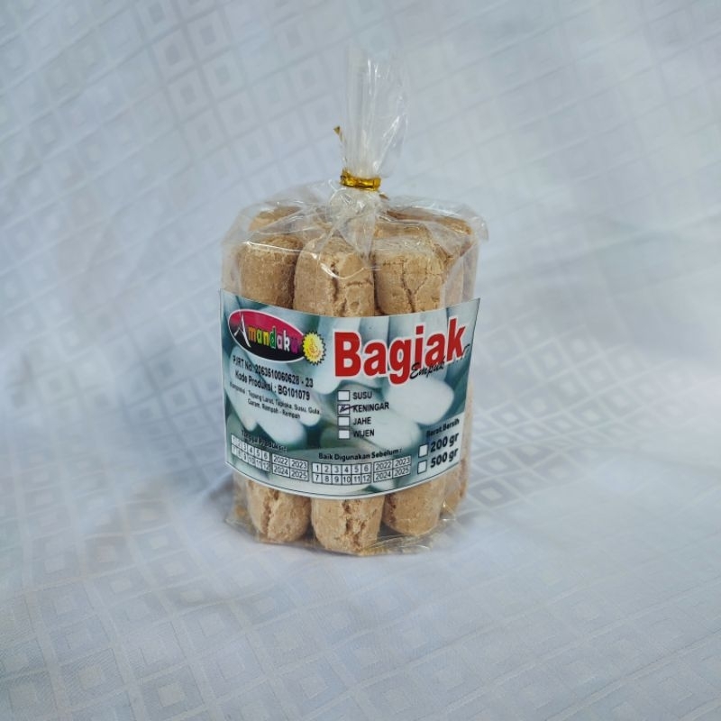

KUE BAGIAK RASA ORIGINAL KENINGAR WIJEN CEMILAN KUE KERING KHAS BANYUWANGI BEBAS PENGAWET TANPA PEMANIS BUATAN