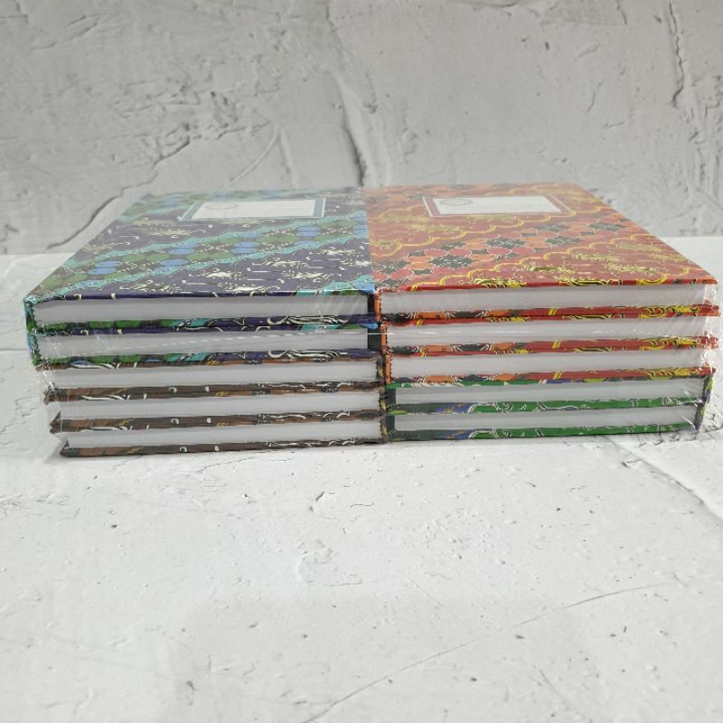 

MilL ( 10 Pcs ) Hardcover Oktavo Kuramas 100