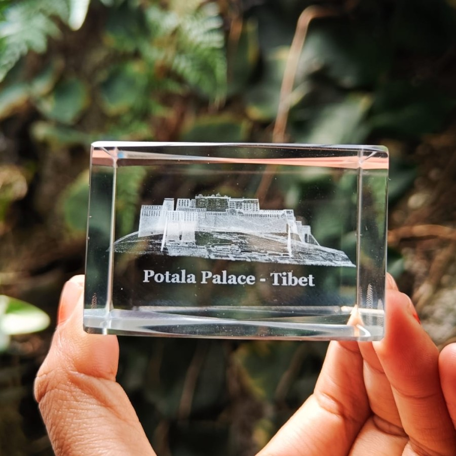 Souvenir pajangan miniatur kristal Potala Palace Tibet negara China