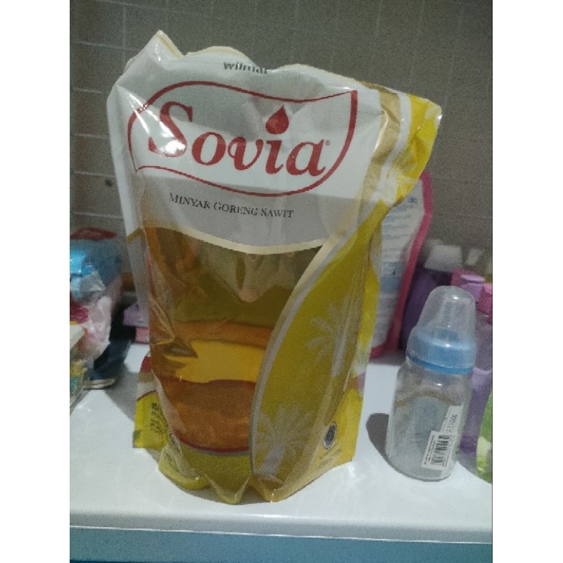 

Minyak goreng Sovia 2 liter