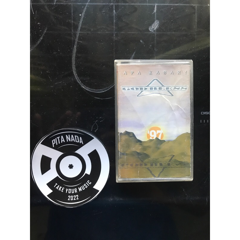 kaset pita godbless apa kabar