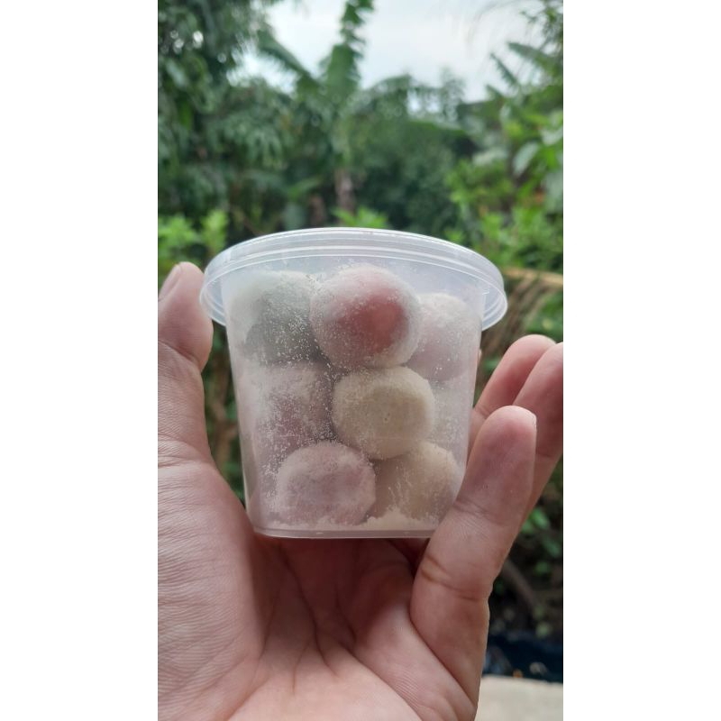 

bola susu Dancow dan brownies Krispy