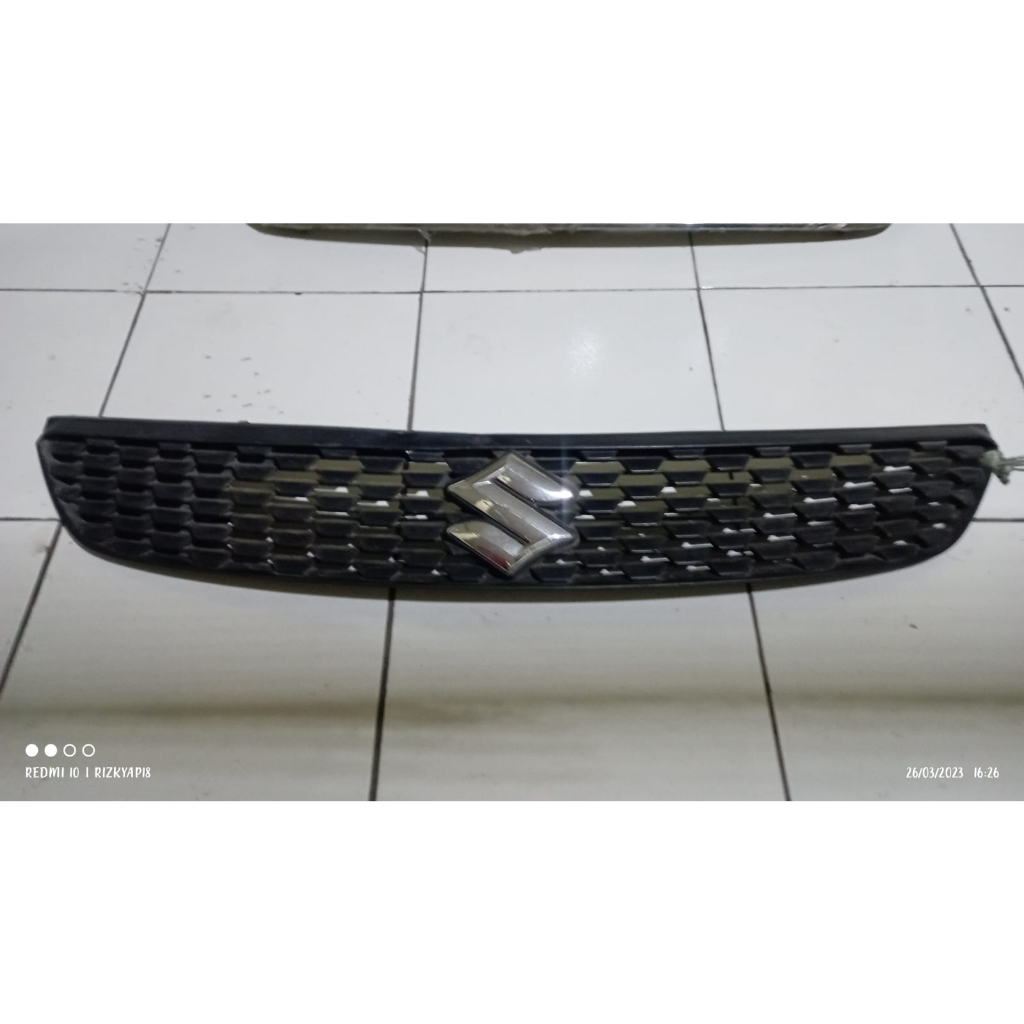 GRILL ATAS SUZUKI SWIFT GT2