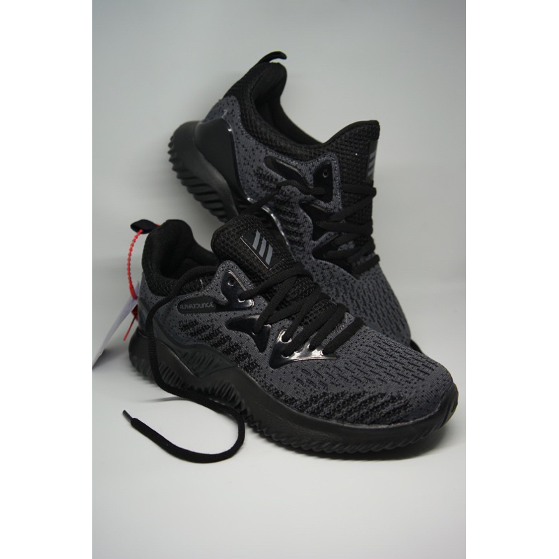 ADIDAS/SNEAKERS/PRIA/WANITA/