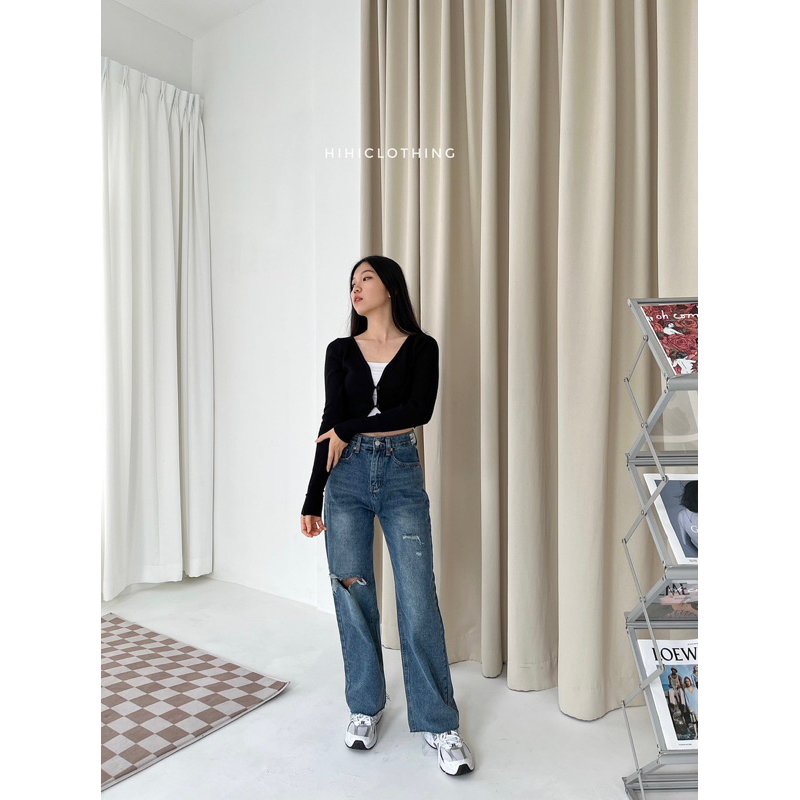 Two Button Outer Knit Cardigan Crop Top Long Sleeve Pinterest Fashion Style Woman / Atasan Cardigan 