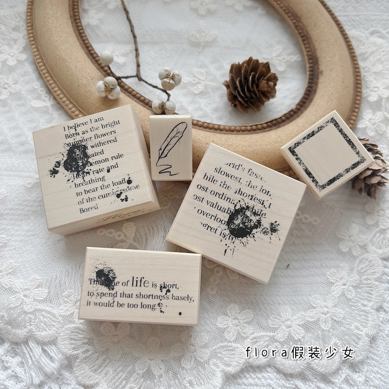 

Flora Fragments Rubber Stamp
