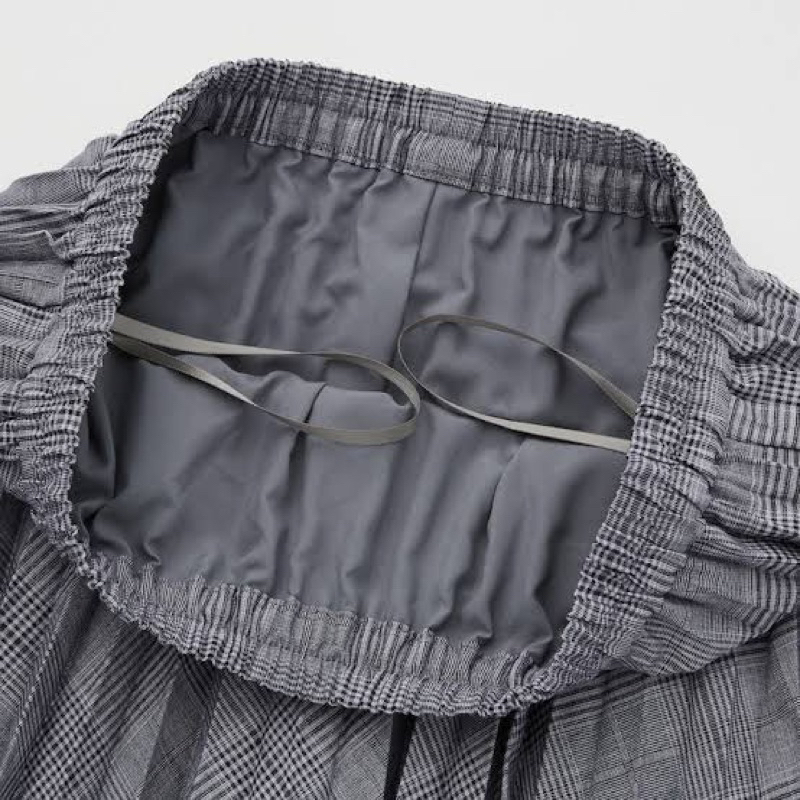 preloved rok accordion pleats uniqlo plisket tartan