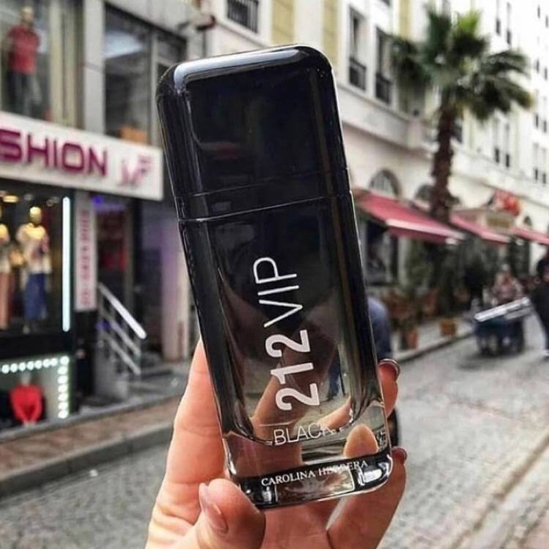 parfum pria 212 vip black for men 100ml