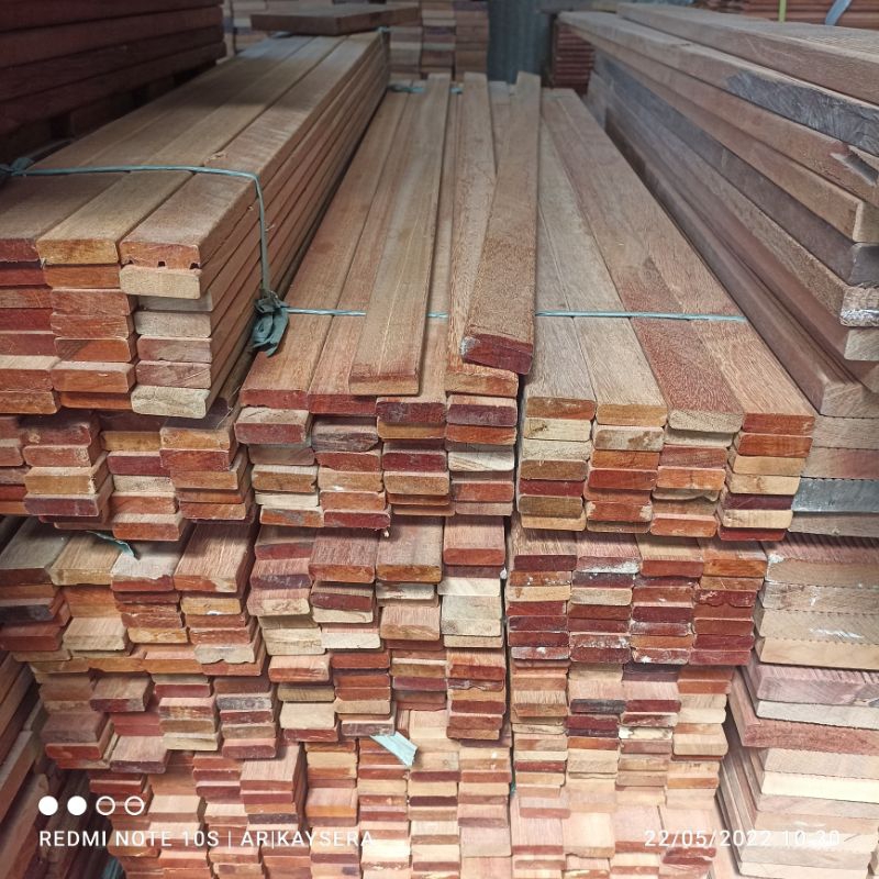 KAYU LIS TIPIS KECIL DECK BENGKIRAI POLOS HALUS 120 cm