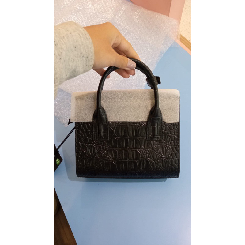 micro croc black aesthetic pleasure