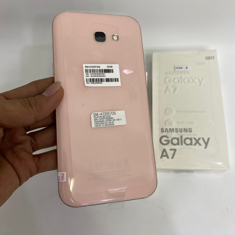 SAMSUNG A7 2017 Resmi