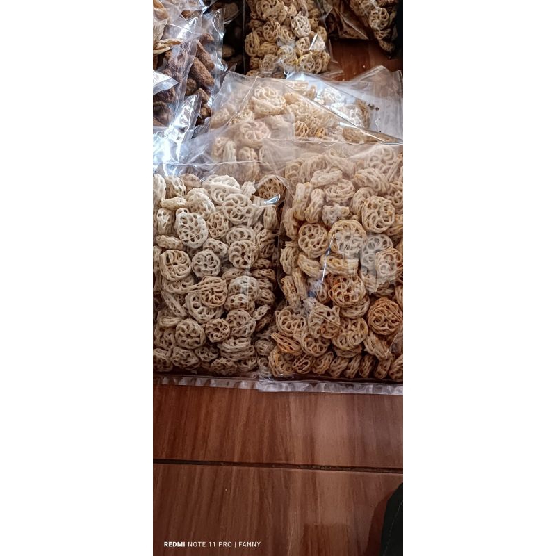 

seblak kerupuk banta 200grm