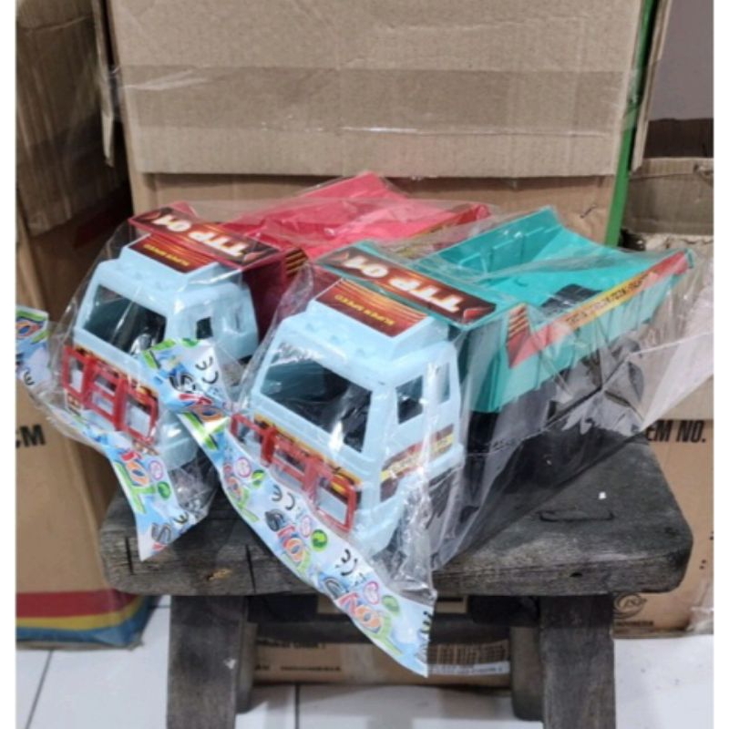 Mainan anak Truk Angkut Pasir TTP 01// Mainan mobil Truk bak pasir + sekop TTP 01