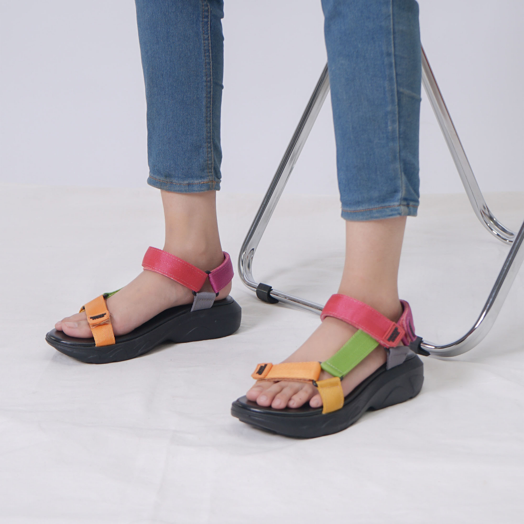 Adarastore - Dunkenstock TEVVA Sandal Sepatu Casual Wanita Sendal Gunung Cewek Model Tali Kekinian