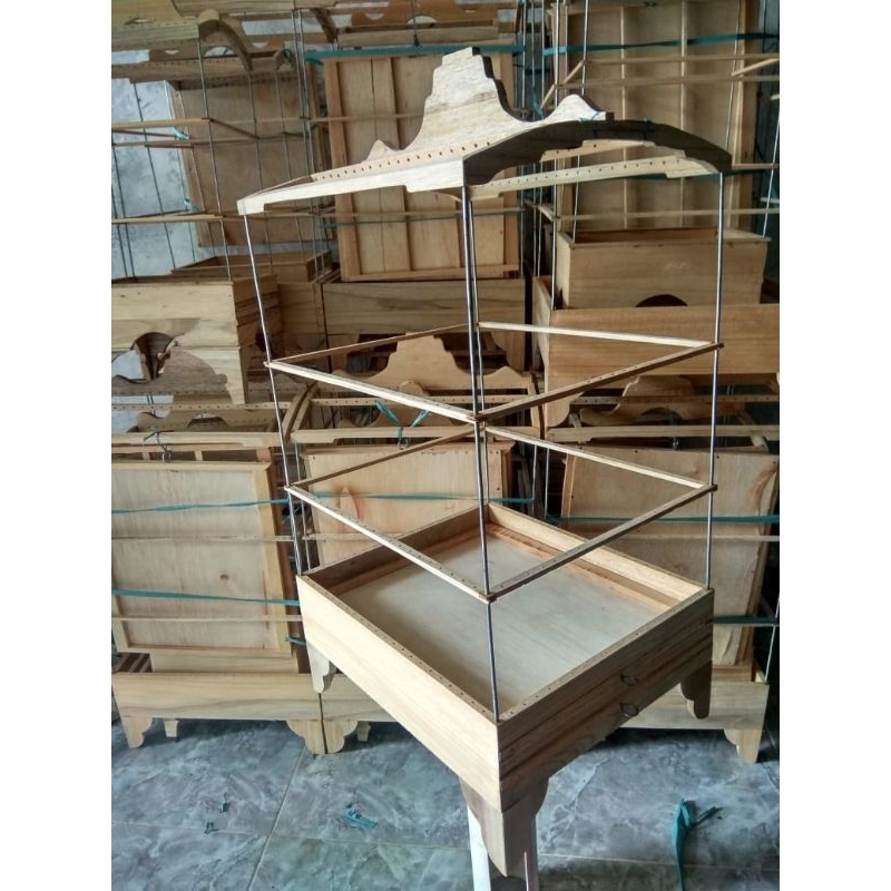 Sangkar Burung Kayu / Kurungan / Kandang