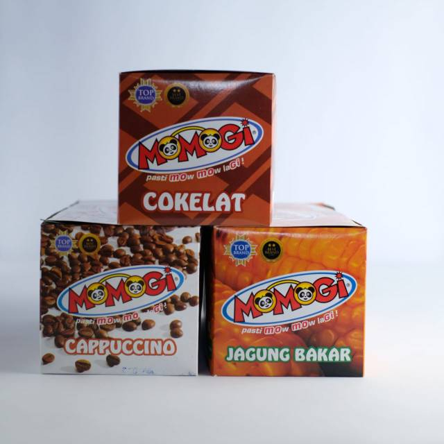 MOMOGI SNACK WAFER STICK EXTRUDAT MAKANAN RINGAN CEMILAN JAGUNG BAKAR  COKLAT 1 BOX ISI 20 PCS