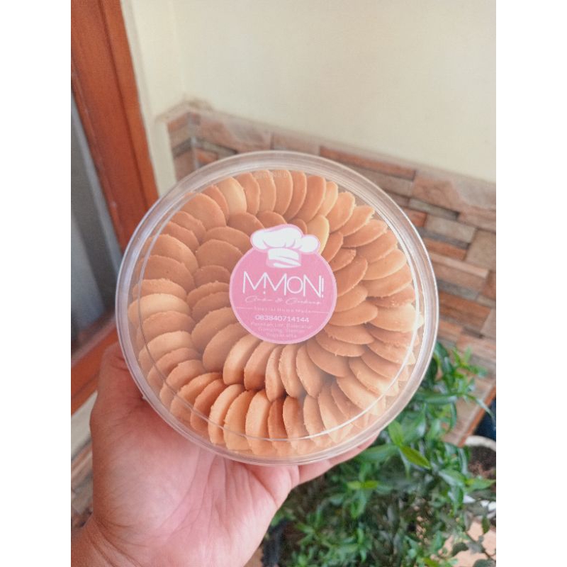 

lidah kucing biasa toples 500gr