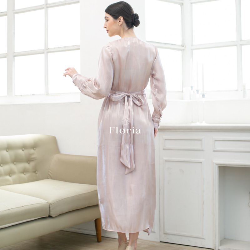 (NEW) Martha Shimmer Dress Luxurious Raya