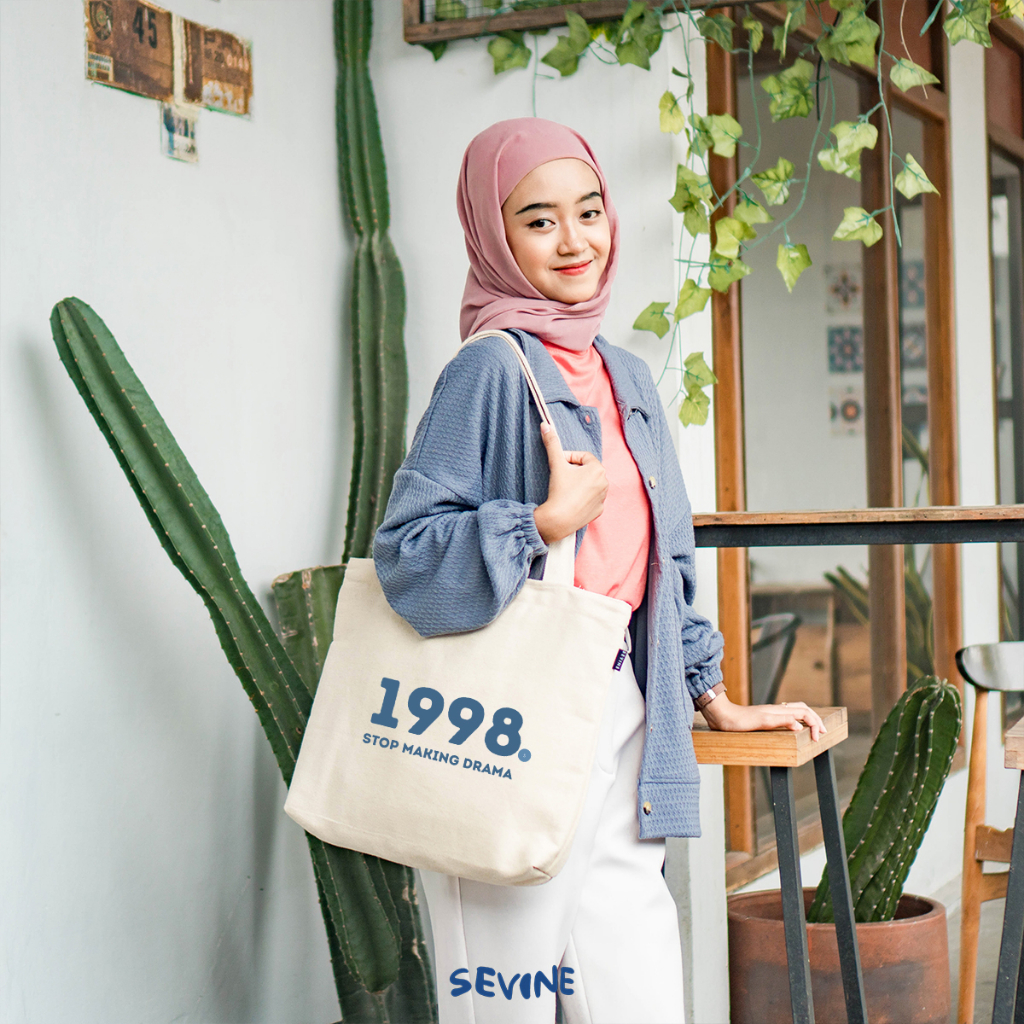 Sevine Tote Bag Kanvas Emily Resleting Kantong Tas Wanita Sekolah Kuliah Fashion Totebag Kerja Aesthetic - JH