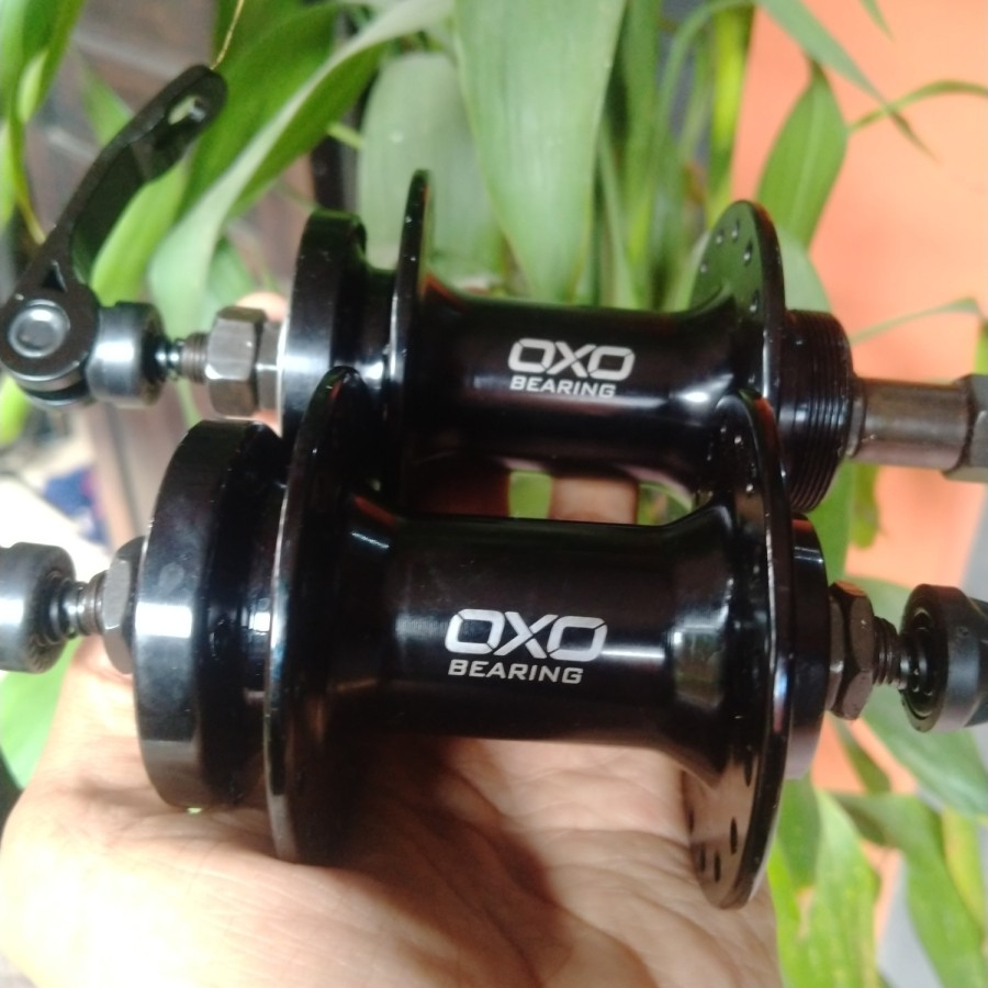 Sepasang hub freehub bearing 32h 36h freehub oxo 32 hole 36 hole cakram ulir