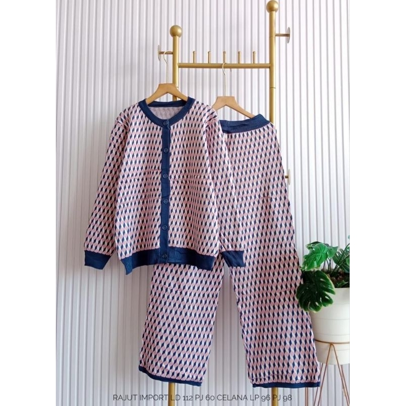 Setelan celana kulot rajut import ld 112 cm