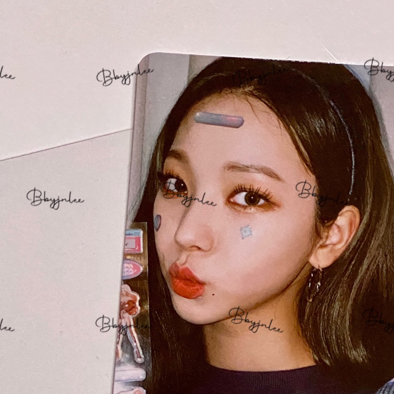 Photocard (PC ) aespa karina epoxy