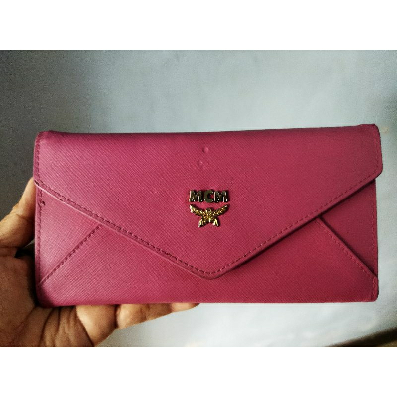 [SOLD OUT] Dompet MCM warna fusia preloved