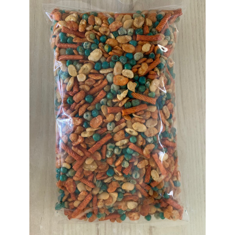 

Kacang Campur 1 kg