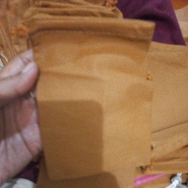 kantong serut parfum