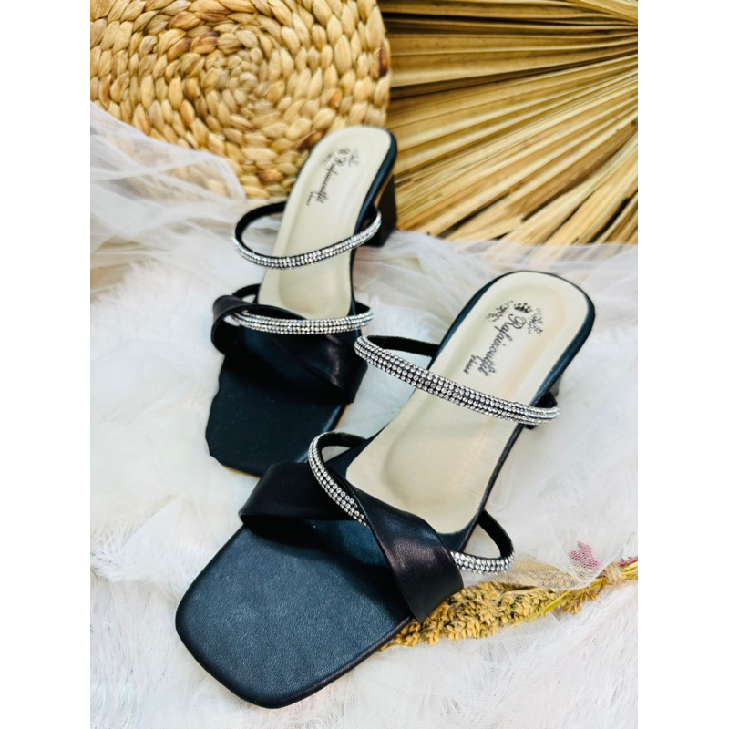 sandal wanita mindie putih hitam 5cm tahu