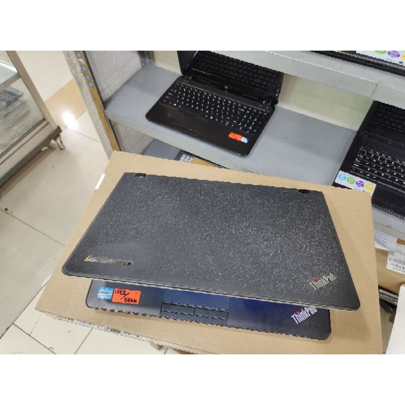 Laptop Leptop Lenovo ThinkPad E420 RAM 4GB SSD 120GB super cepat