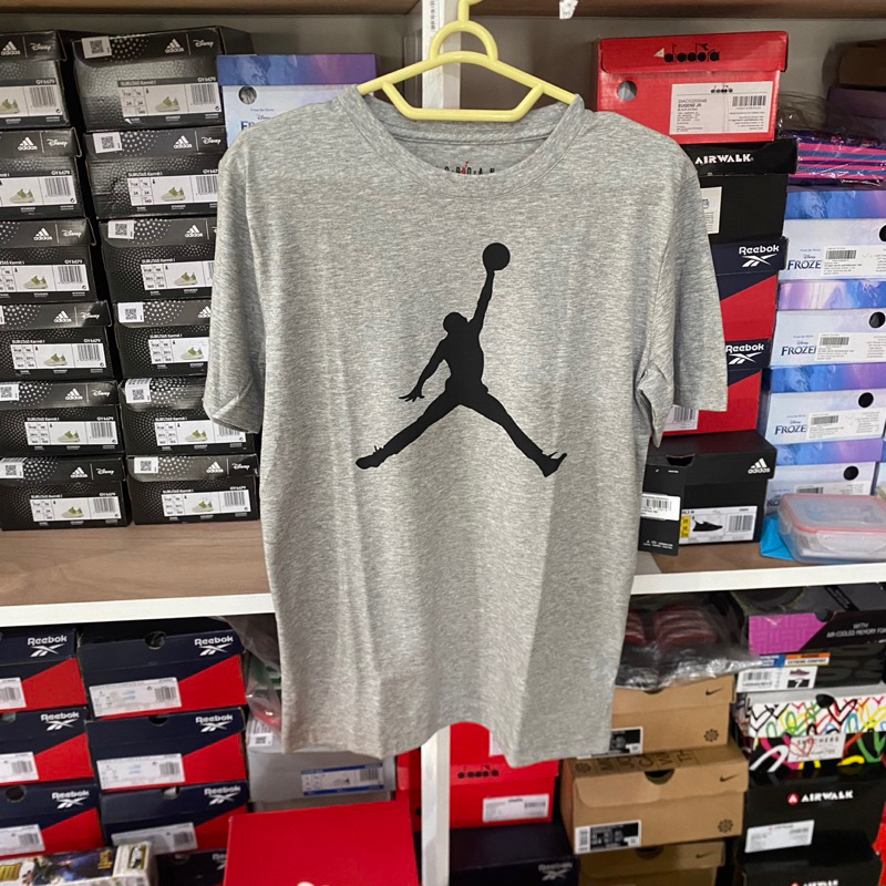 Diskon 70% Kaos Nike Jordan Youth/ Remaja original sports station