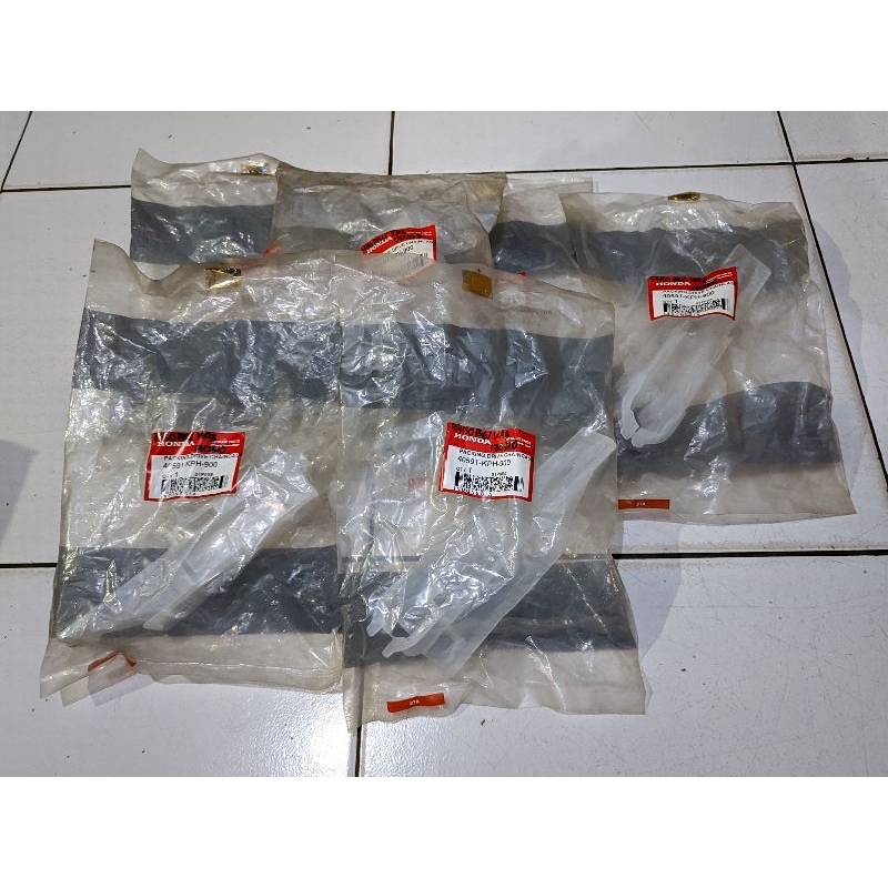40591-KPH-900 Bantalan Tahanan Rantai Arm Honda Karisma 125