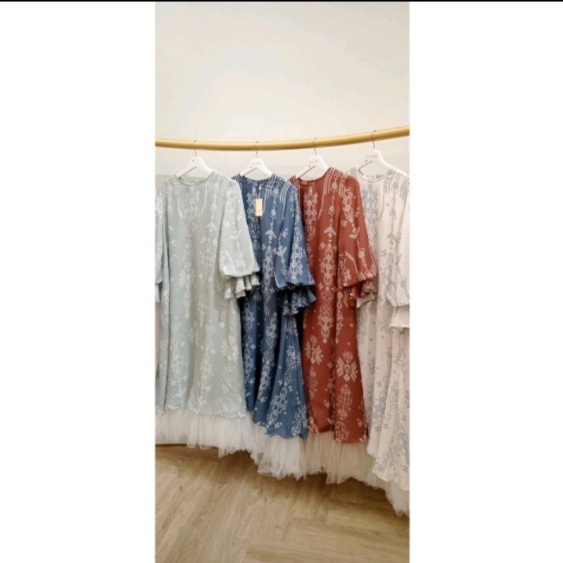 Lingga dress by wearing klamby