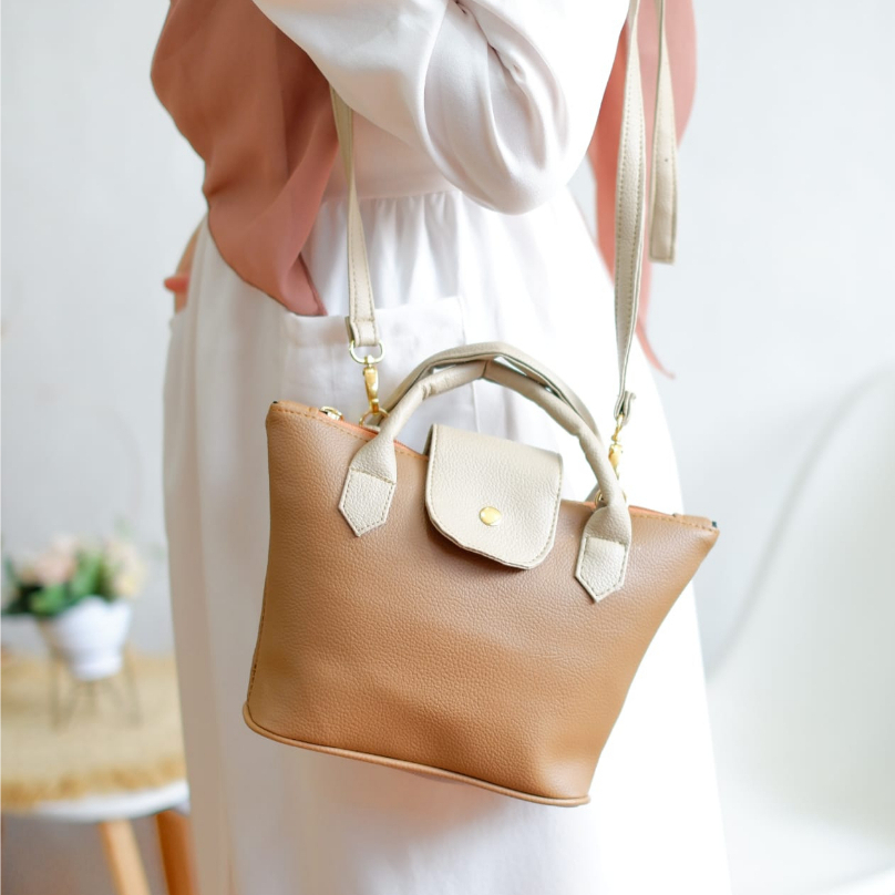 [NEW] RASHIKA Mini Handbag