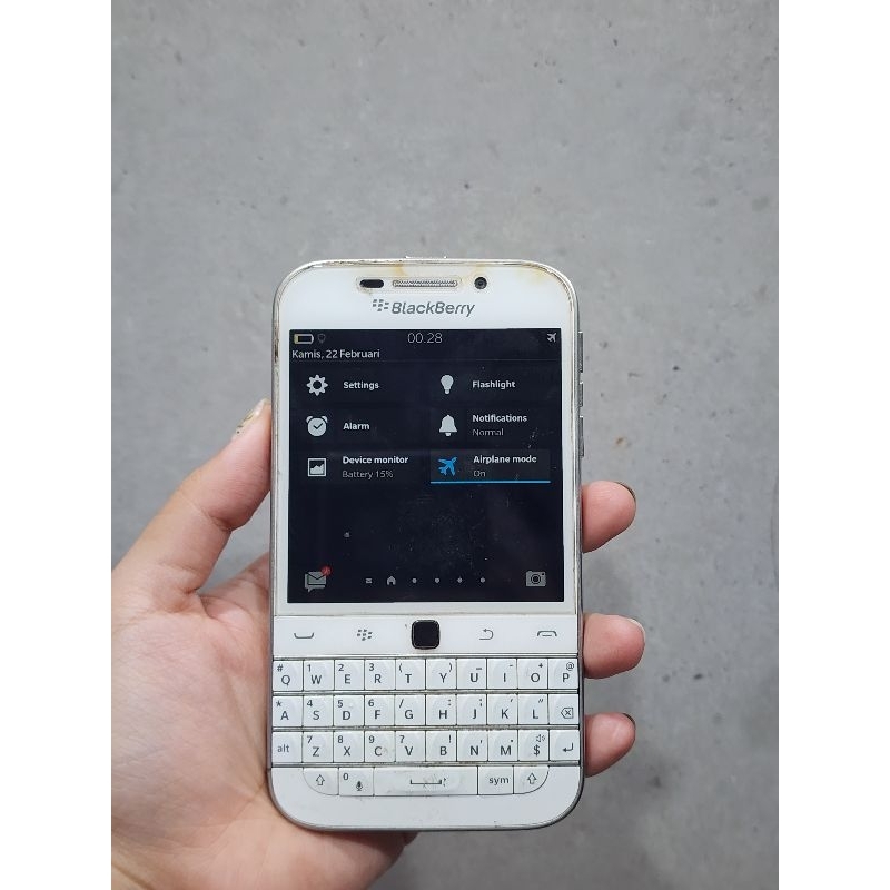 SECOND BLACKBERRY Q20