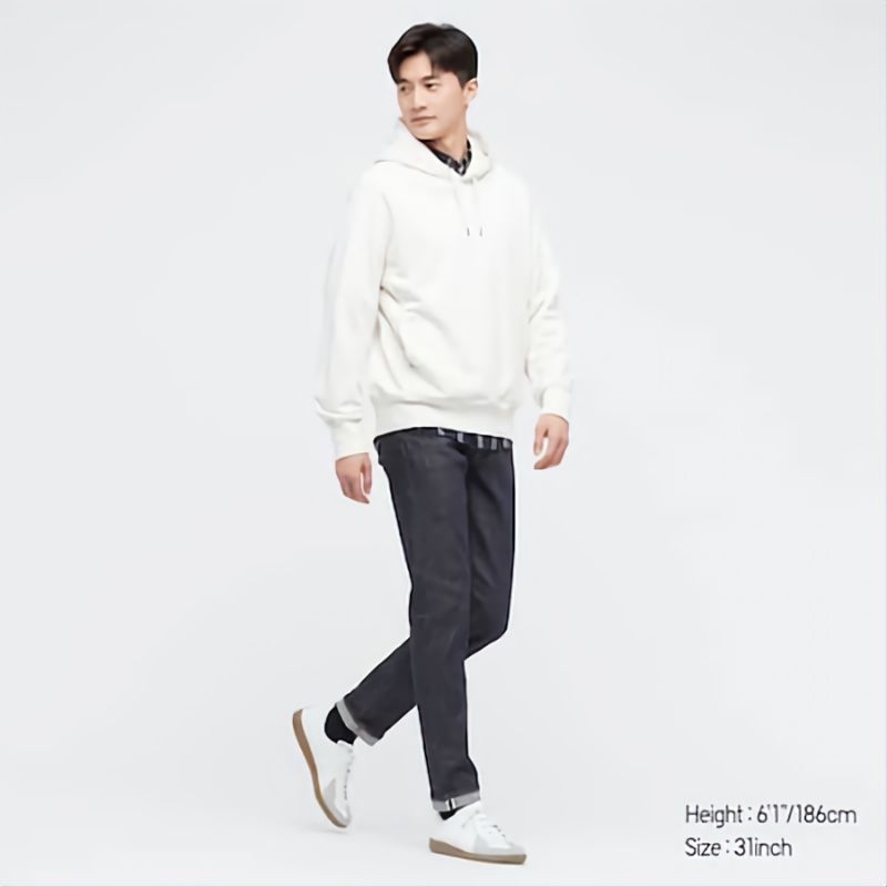 UNIQLO FULL BLACK SELVEDGE DENIM SIZE 31 (LIKE NEW)