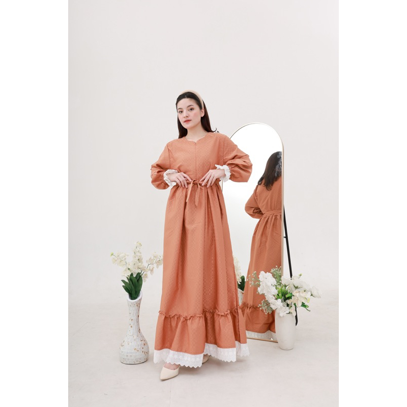 SHALMA MAXI (Ld 102 Pjg 137) - Gamis Azalea Dobby Polos Variasi Renda