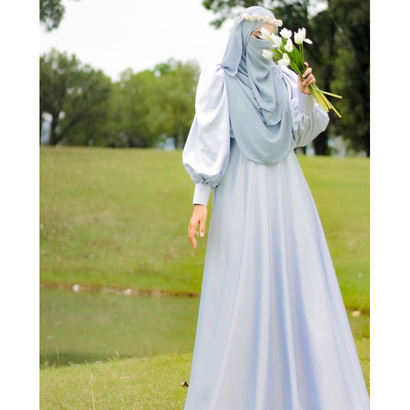 ILLAYA DRESS