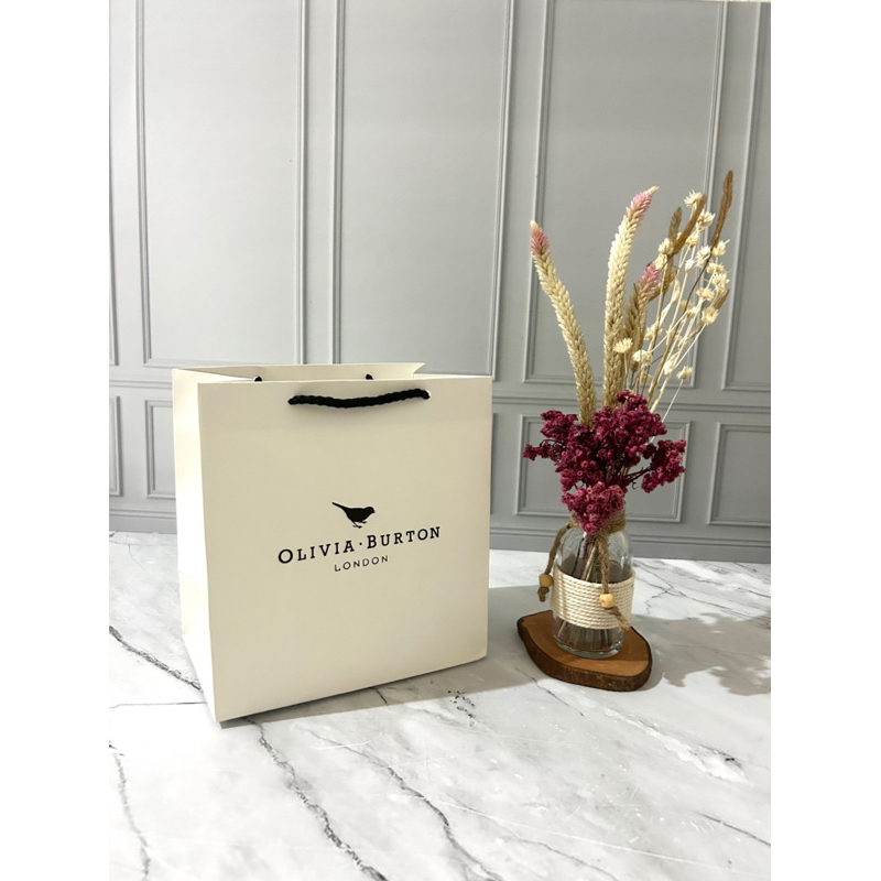 

Paper Bag Olivia Burton Paper Bag Pembungkus Kado