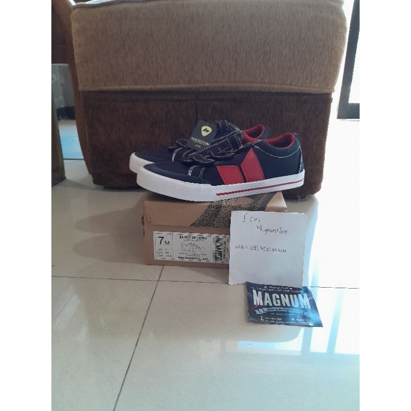 Macbeth Eliot Velcro Black Red Original