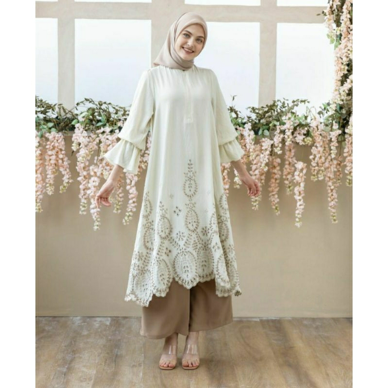 Savannah Tunik by Heaven Lights (Snow, L)