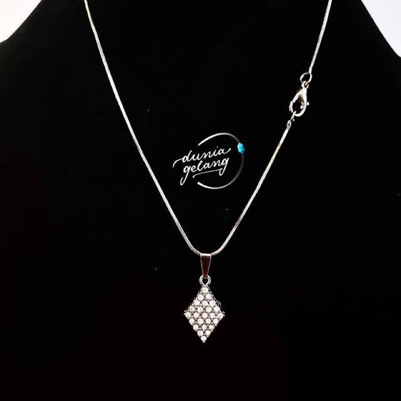 KALUNG TITANIUM MATA WAJIK PERMATA BERLIAN SILVER SIRKON BERKILAU ANTI KARAT TIDAK LUNTUR TAHAN AIR 